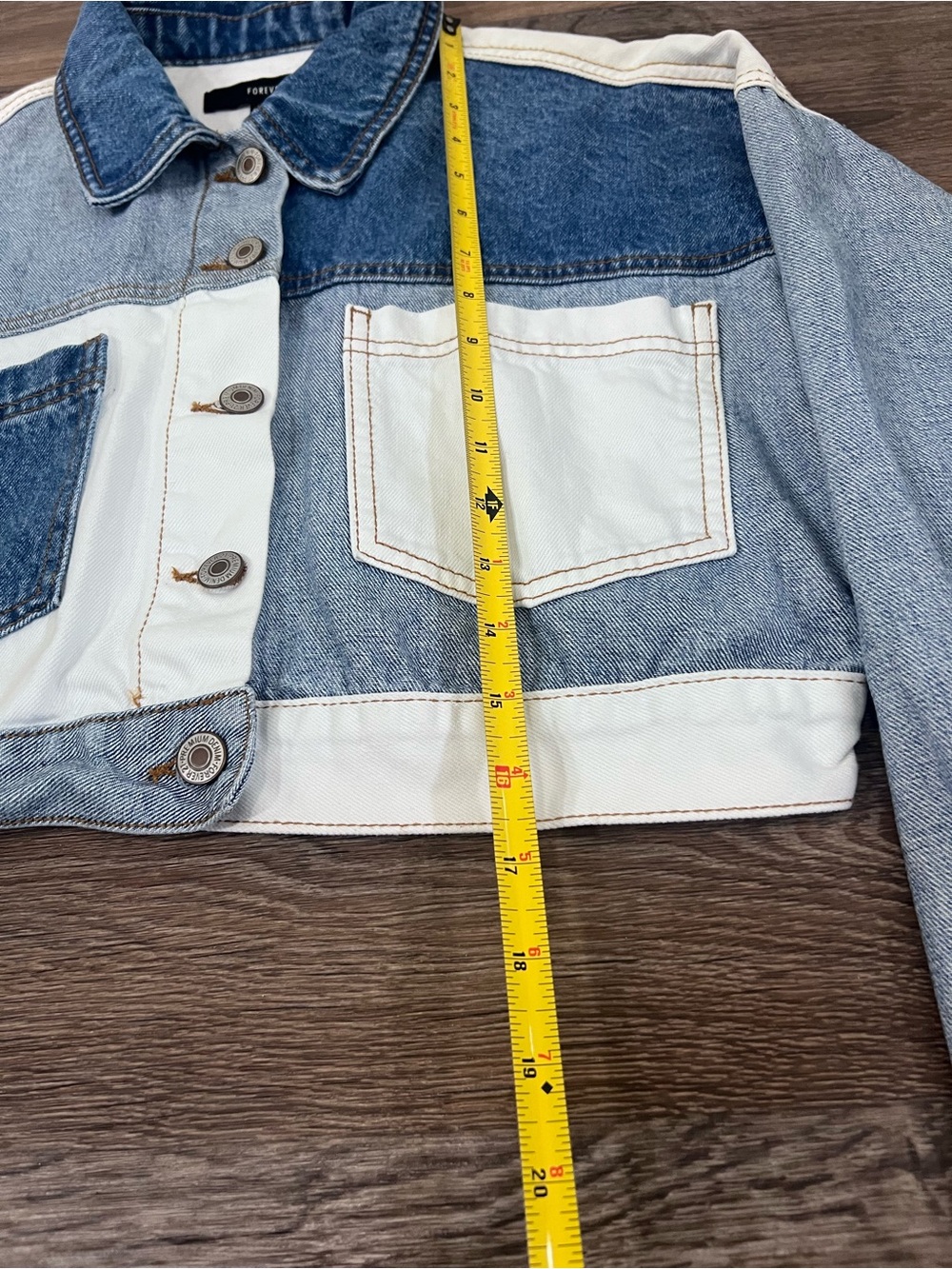 Forever 21 Two-Tone Patchwork Cropped Denim Jacket - Blue & Light Blue/A455 - Picture 4 of 5